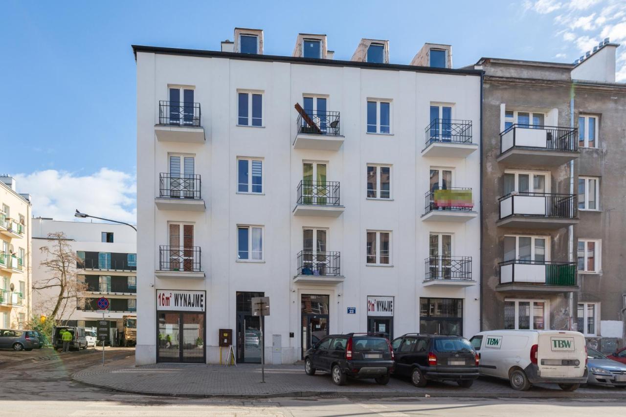 Stylish & Modern Praga By Renters Apartment Warsaw