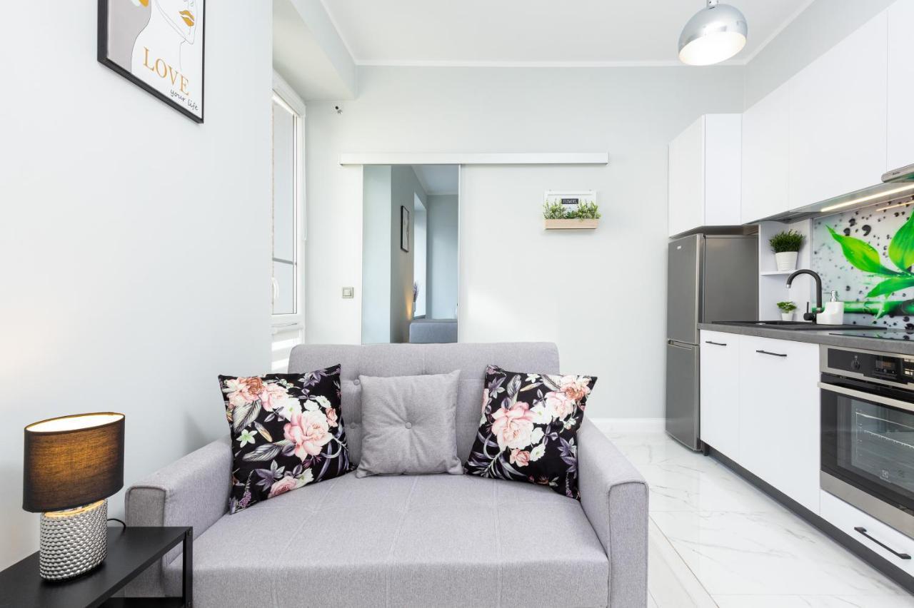Stylish & Modern Praga By Renters *