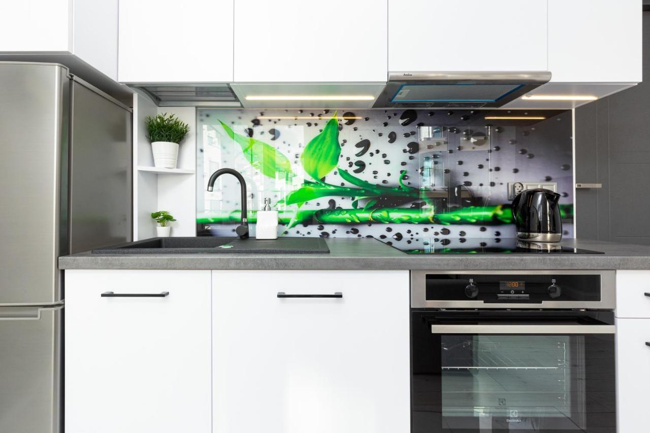 Stylish & Modern Praga By Renters