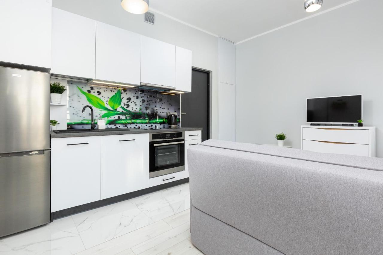 Stylish & Modern Praga By Renters Apartment