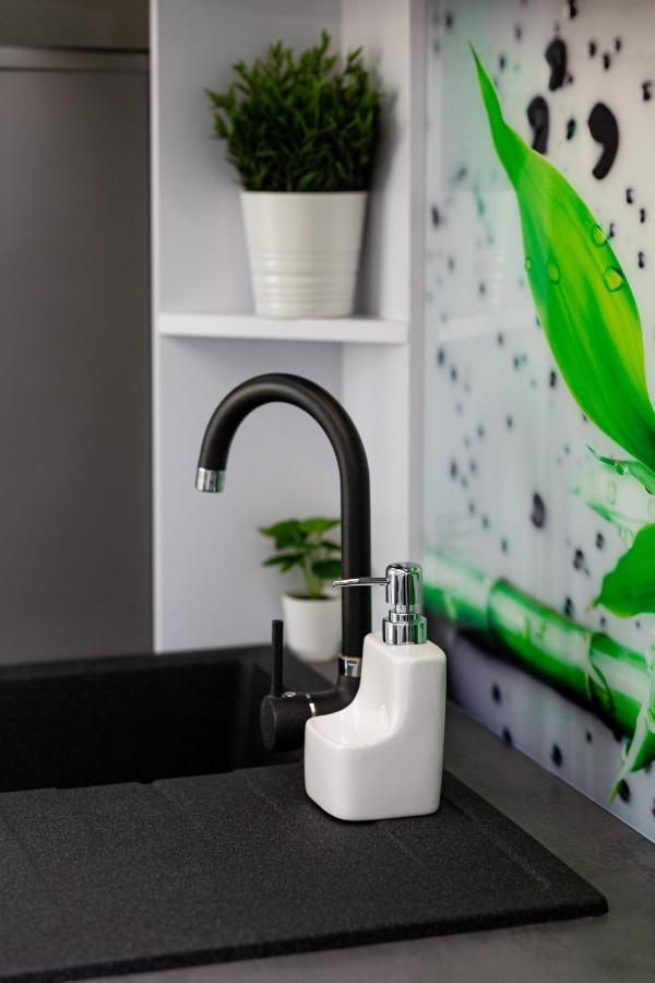 Stylish & Modern Praga By Renters Apartment Warsaw